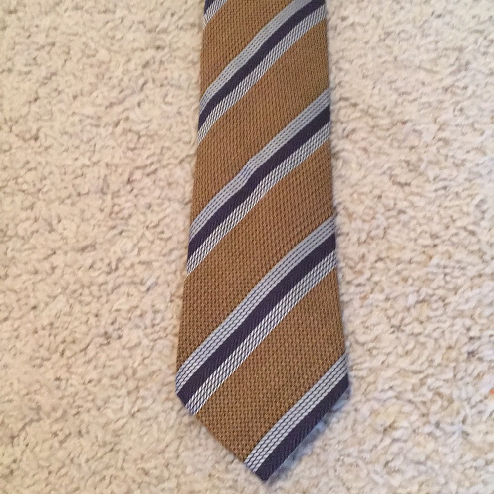 David Donahue tie
